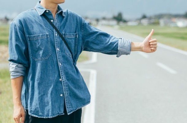 ヒッチハイクの夢占い